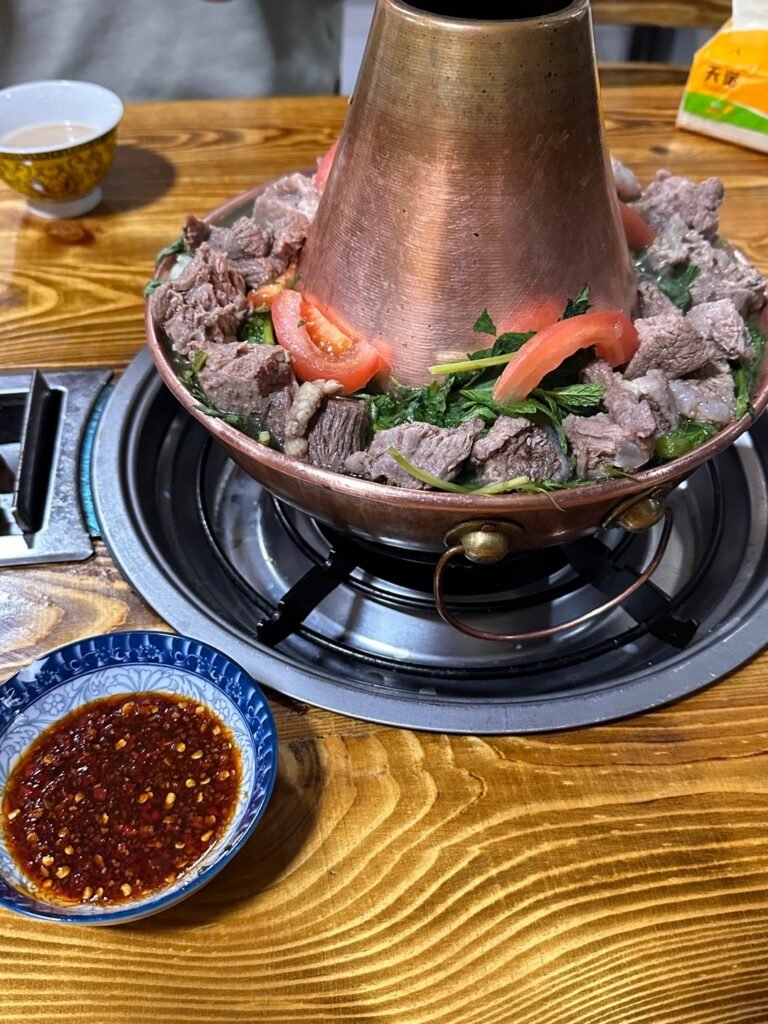 香格里拉——谁还没有吃牦牛肉火锅_1_椰椰糖_来自小红书网页版
