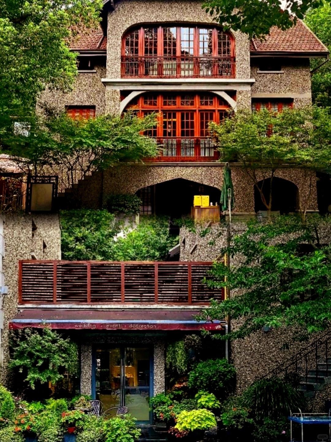 Sinan Mansions